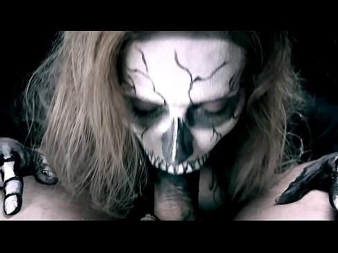 ❤️ Demon puella sugentem gallum cum nigro ore suo deglutivit cum . Homemade porn apud nos